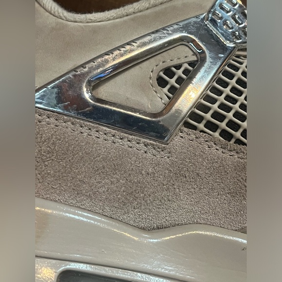 AIR JORDAN Women’s 4 Retro “Frozen Moments” - Picture 10 of 12